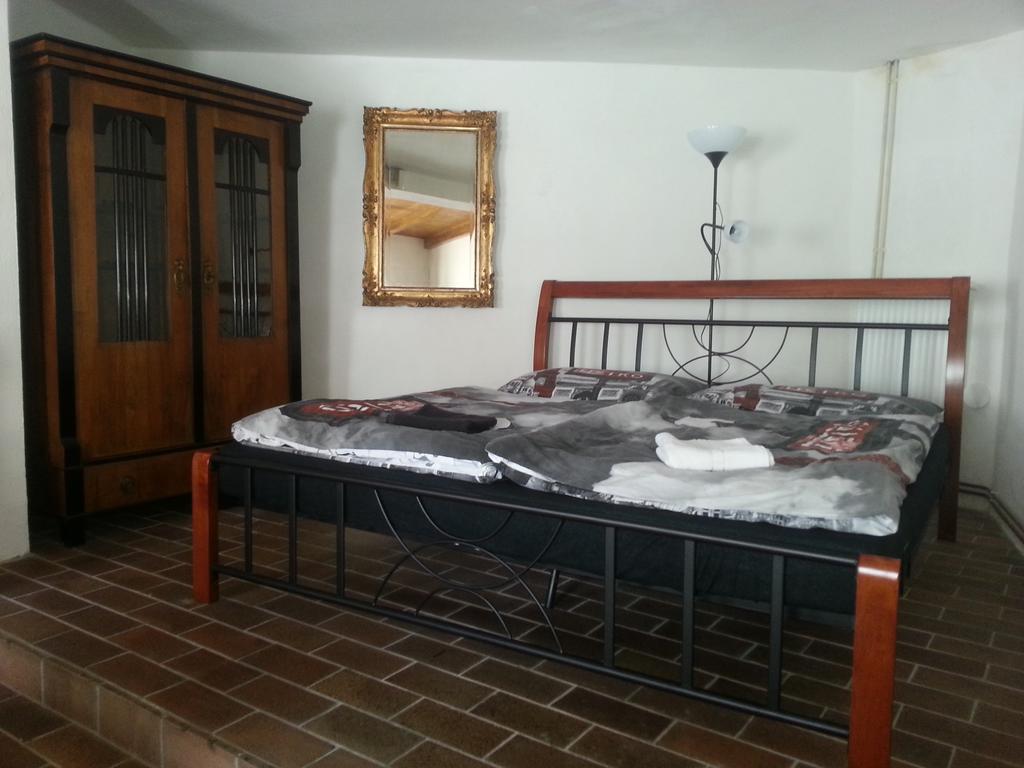 Penzion U Tomase Jindřichŭv Hradec Oda fotoğraf